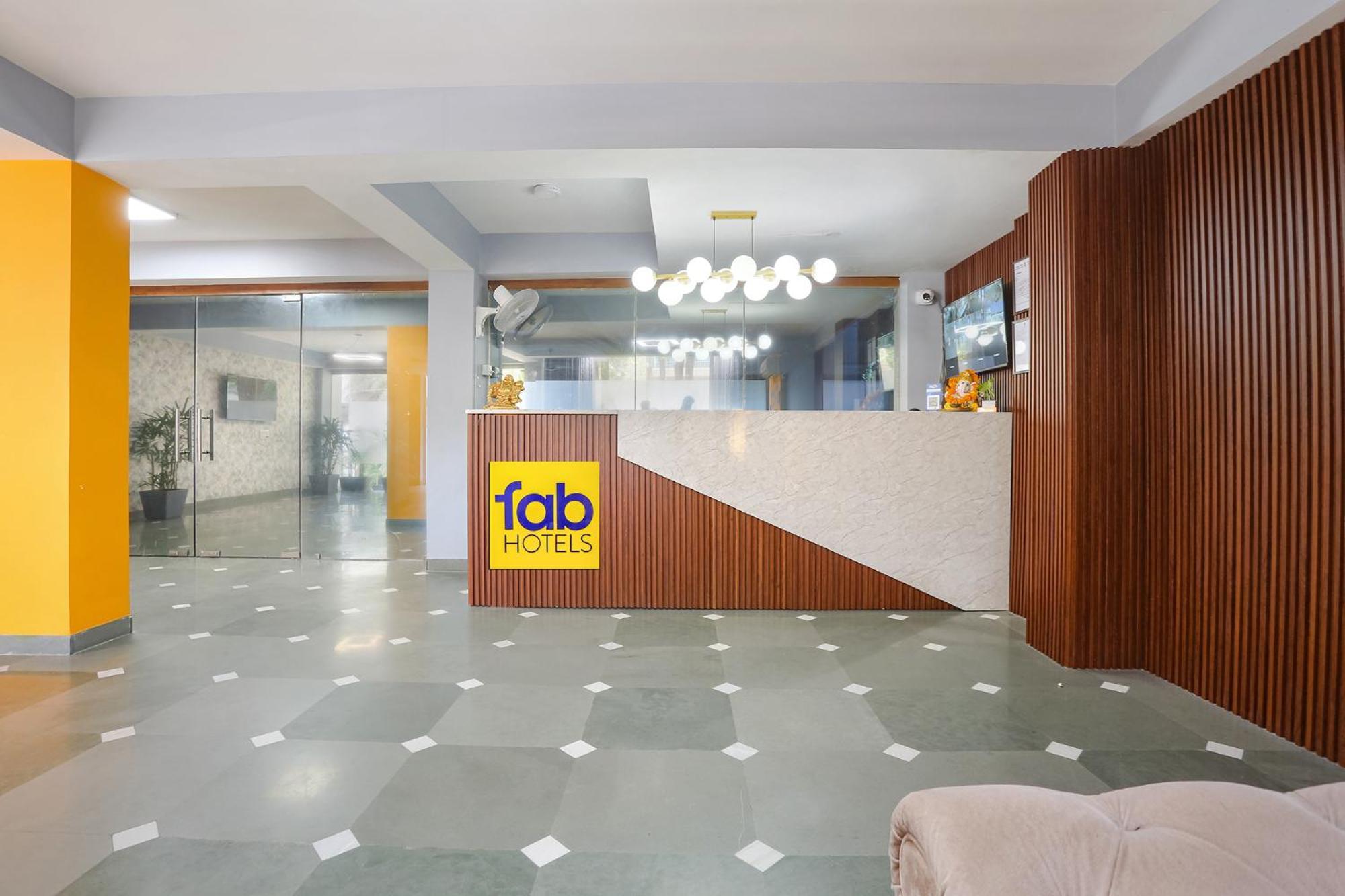 Fabhotel New Journey Hospitality Gurgaon Eksteriør bilde